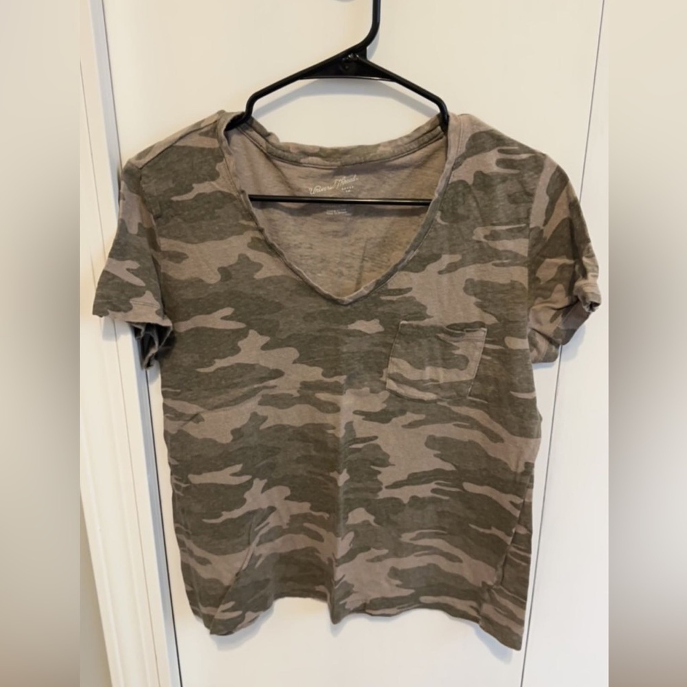 Camo tee